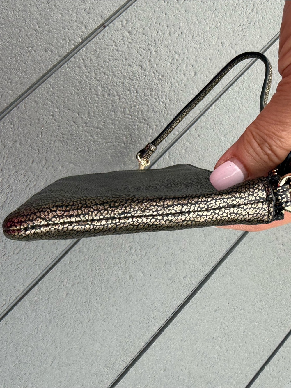 Coach Metallic Silver Pebbled Leather Wristlet - Picture 4 of 6